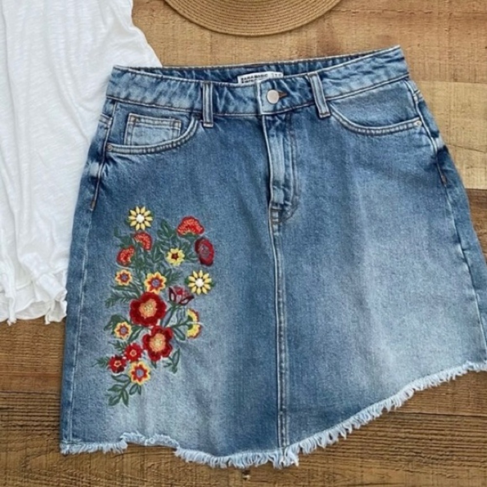 Skirt Mini Floral Embellished Denim Mini Skirt ZARA